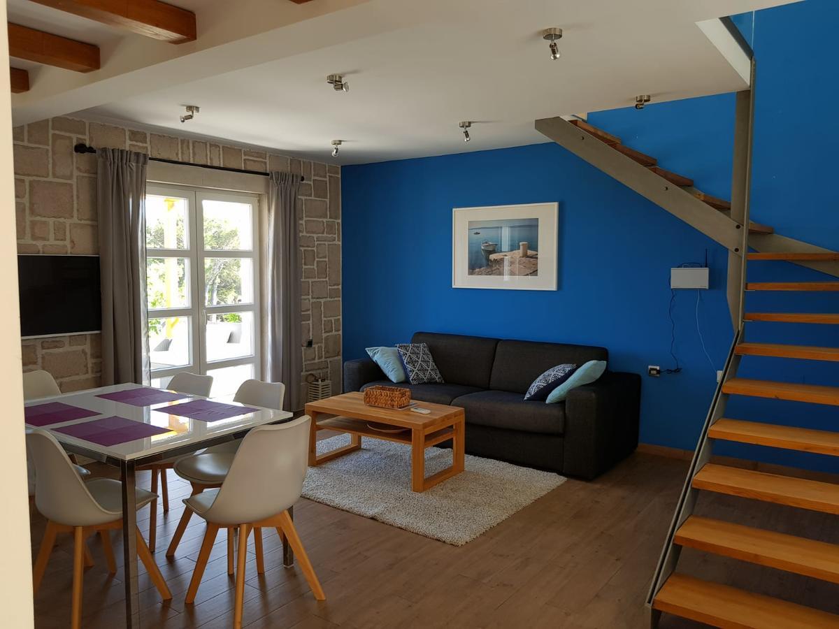 Apartments Lolita Bol Zewnętrze zdjęcie