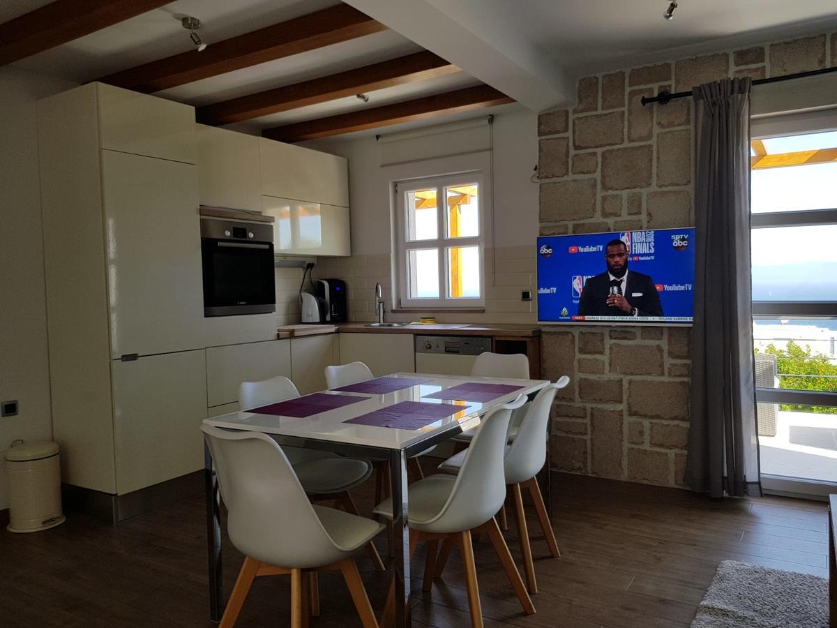 Apartments Lolita Bol Zewnętrze zdjęcie
